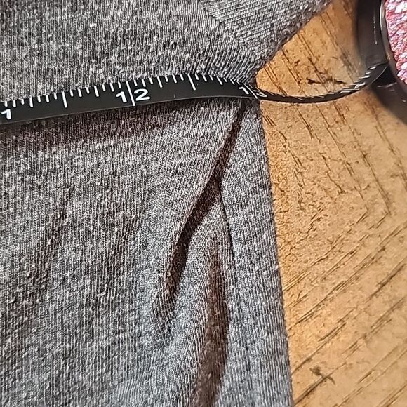 Levi's gray long sleeve size 7 - Picture 6 of 9